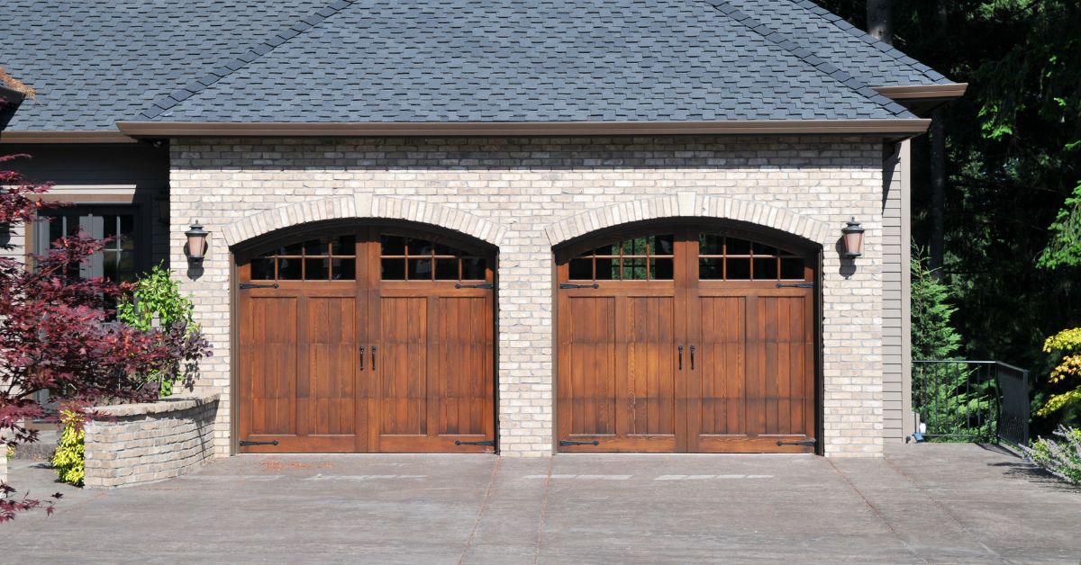 The Importance of Regular Maintenance for Electric Gates and Garage Doors