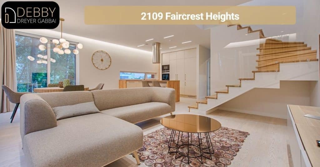 2109 Faircrest Heights