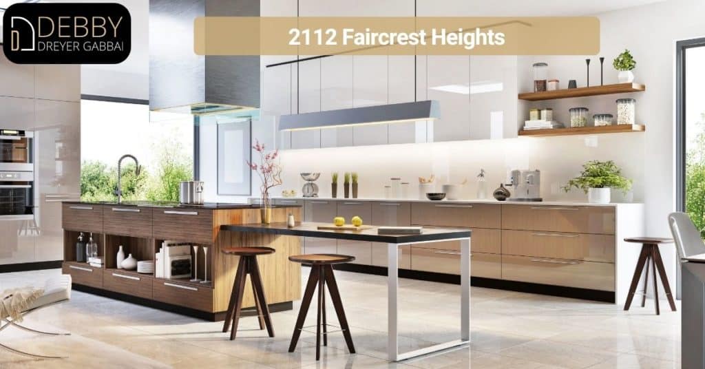 2112 Faircrest Heights